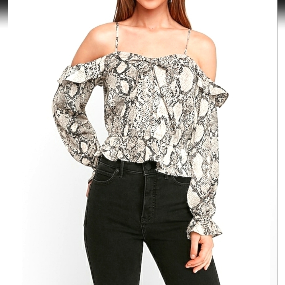 New with tags Express snake print top size Small